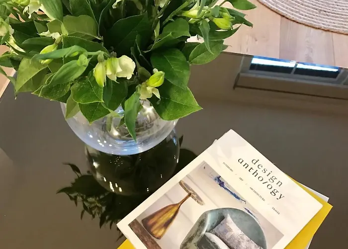 Covent Garden Apartments - Netflix And Nespresso